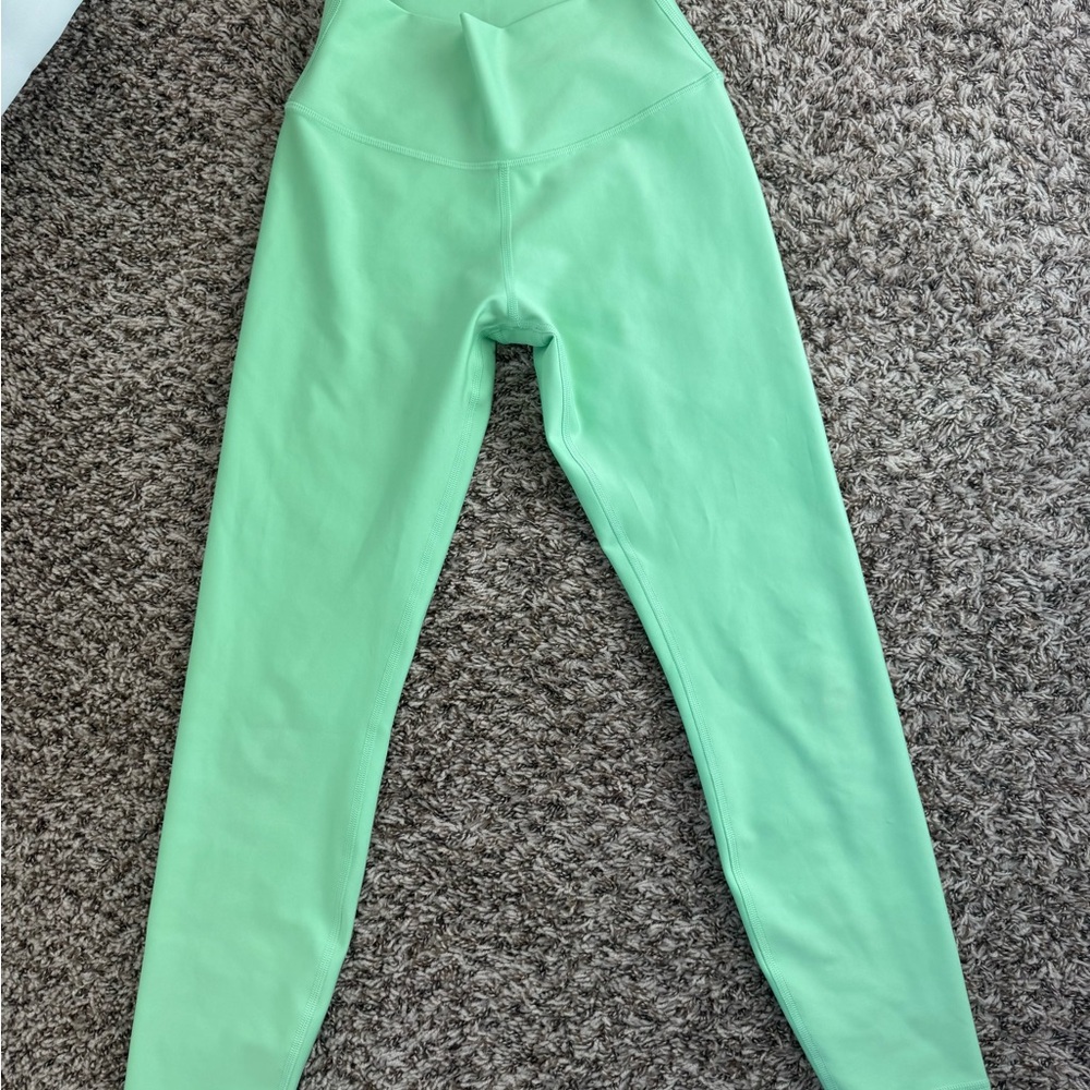 ALO Yoga Airlift 7/8 Leggings